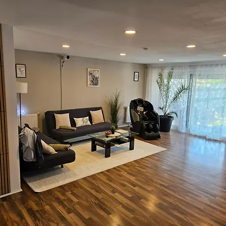Casa de Férias Modernes Haus Nahe Mit Garten & Terrasse